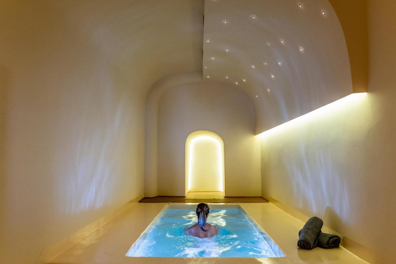 Alma Libre Suites 산토리니 외부 사진